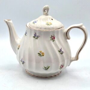 Vintage Sadler‎ Teapot with Lid Cream With Flowers and Gold Trim England